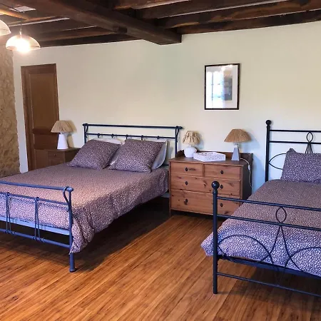Domaine Du Roucou Bed & Breakfast Nabirat