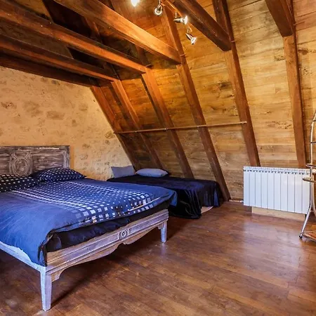 Domaine Du Roucou Bed & Breakfast Nabirat