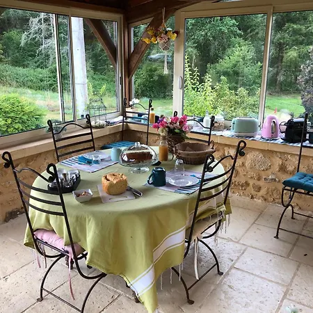 Bed & Breakfast Domaine Du Roucou