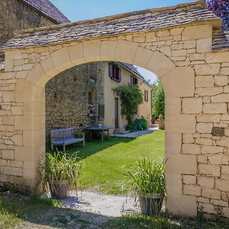 Bed & Breakfast Domaine Du Roucou Nabirat