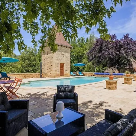 Domaine Du Roucou Bed & Breakfast Nabirat