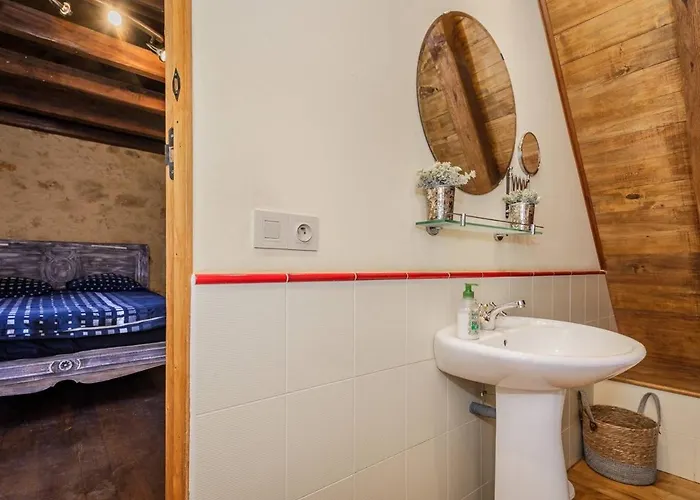 Bed & Breakfast Domaine Du Roucou